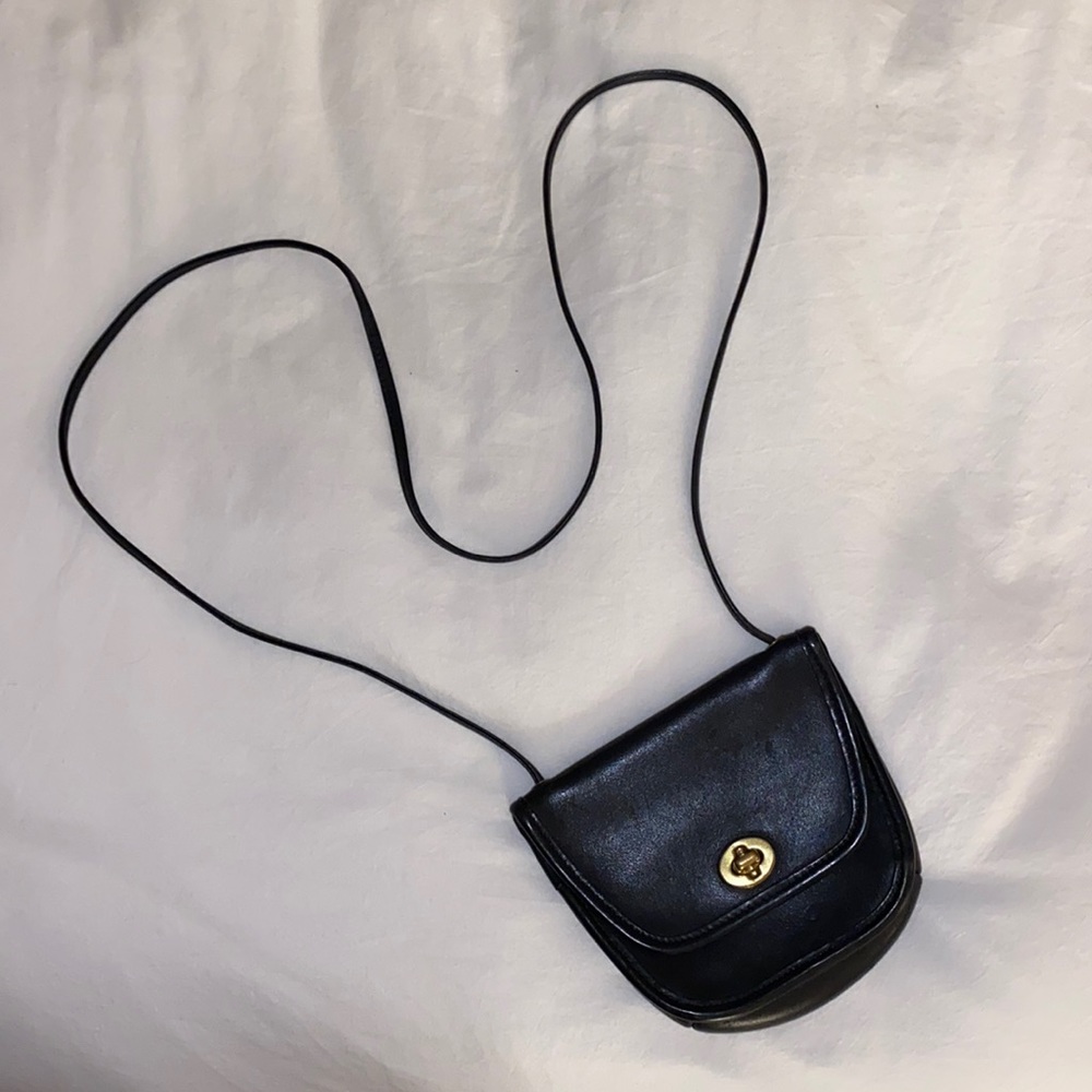 Vintage Coach, small little black bag. Genuine leather.